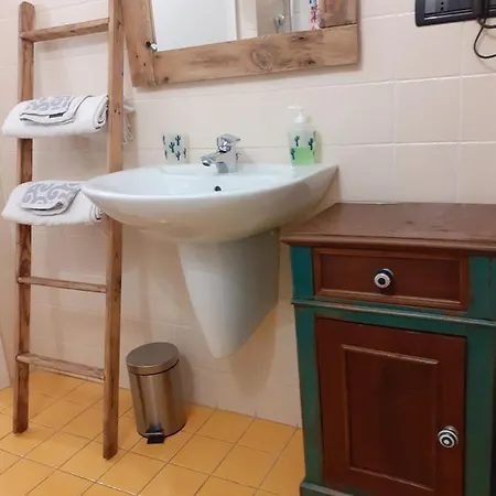 La Casa Sulla Vecchia Riva Ferrara