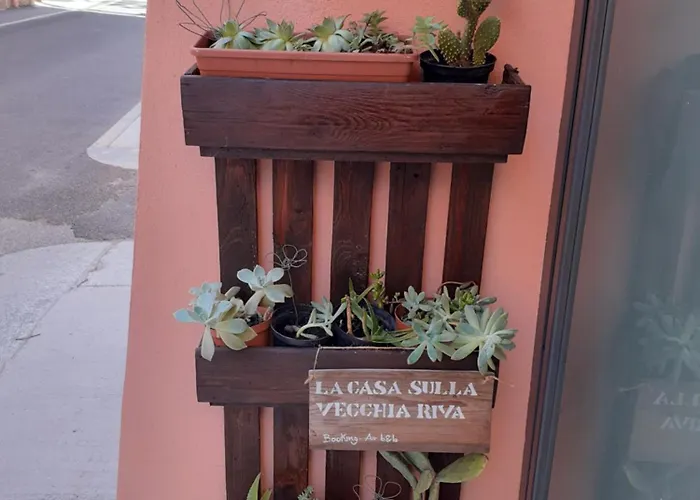 La Casa Sulla Vecchia Riva アパート *